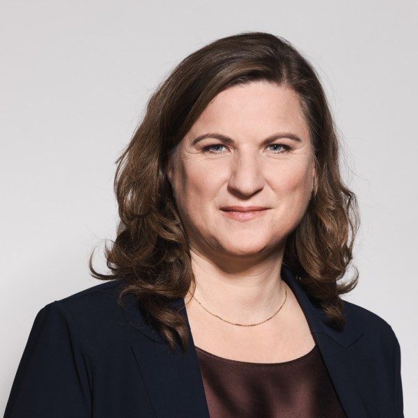 Sandra Konstatzky